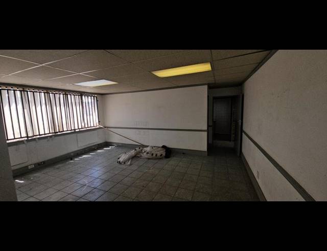 INDUSTRIAL PROPERTY TO RENT IN RANDJESPARK